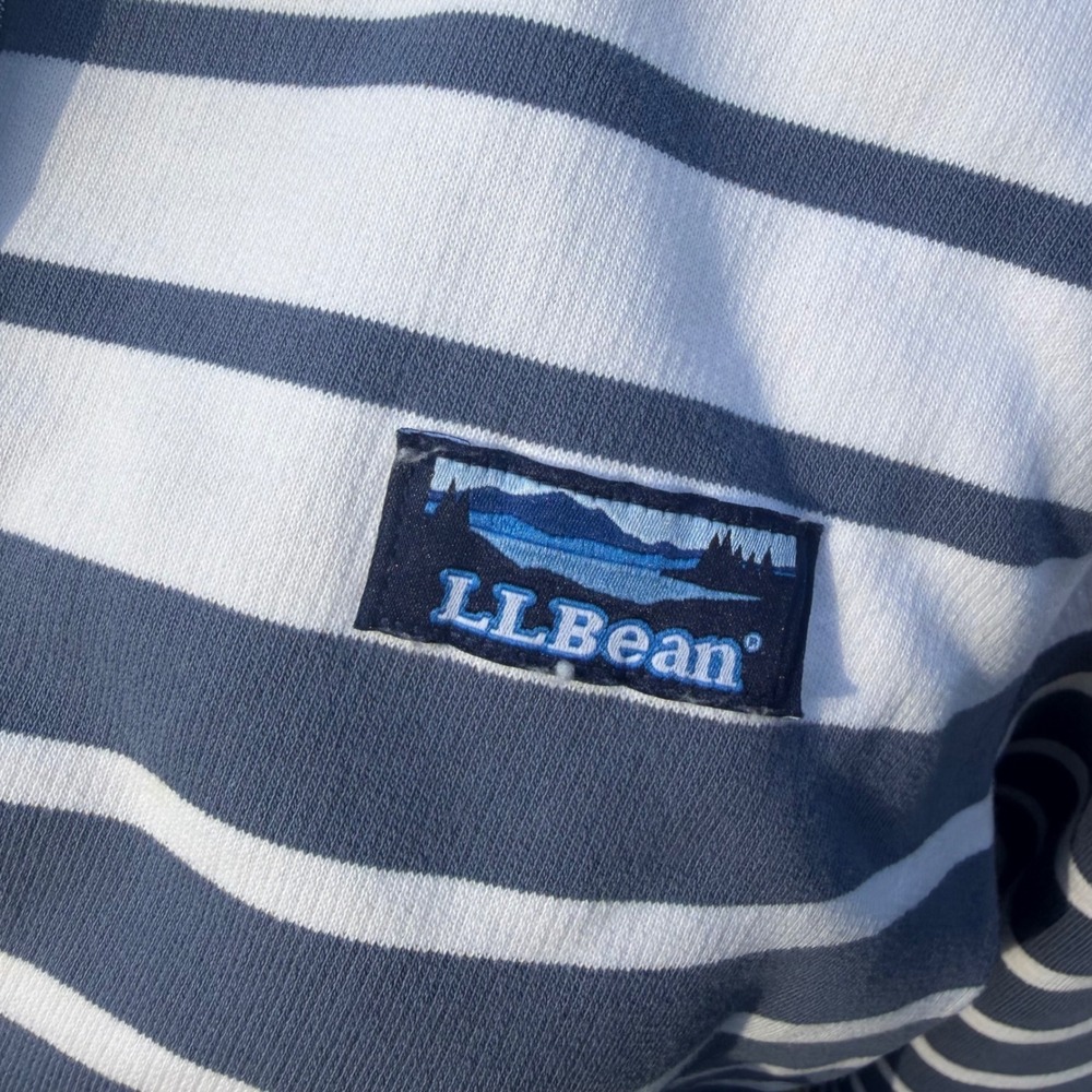 LL Bean Women's Blue White Striped Snap Sweatshirt Petite Medium Nautical Preppy - Picture 2 of 9